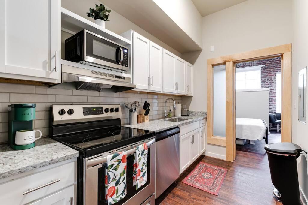Cozy Chic Retreat In The Heart Of Rva Apartment Ричмънд Екстериор снимка