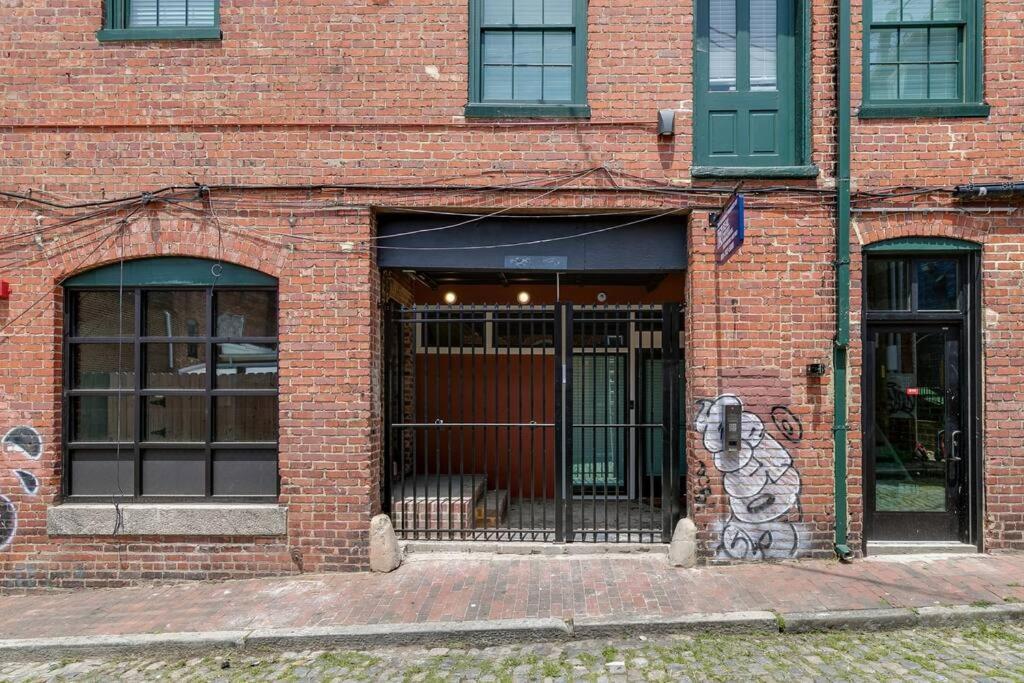 Cozy Chic Retreat In The Heart Of Rva Apartment Ричмънд Екстериор снимка